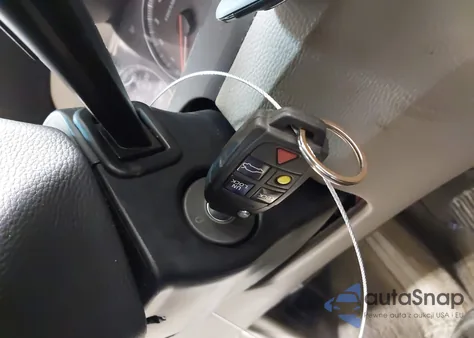 2008 Volvo S60 2.5T z USA, uszkodzony, nr VIN YV1RH592682687626